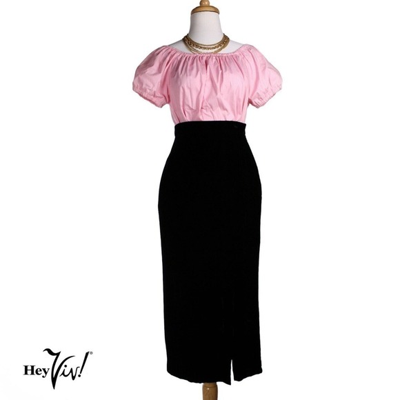 Vintage Black Velvet Pencil Skirt Talbot Lined Side Slit Size 6 W26 L32 -Hey Viv - Picture 1 of 7